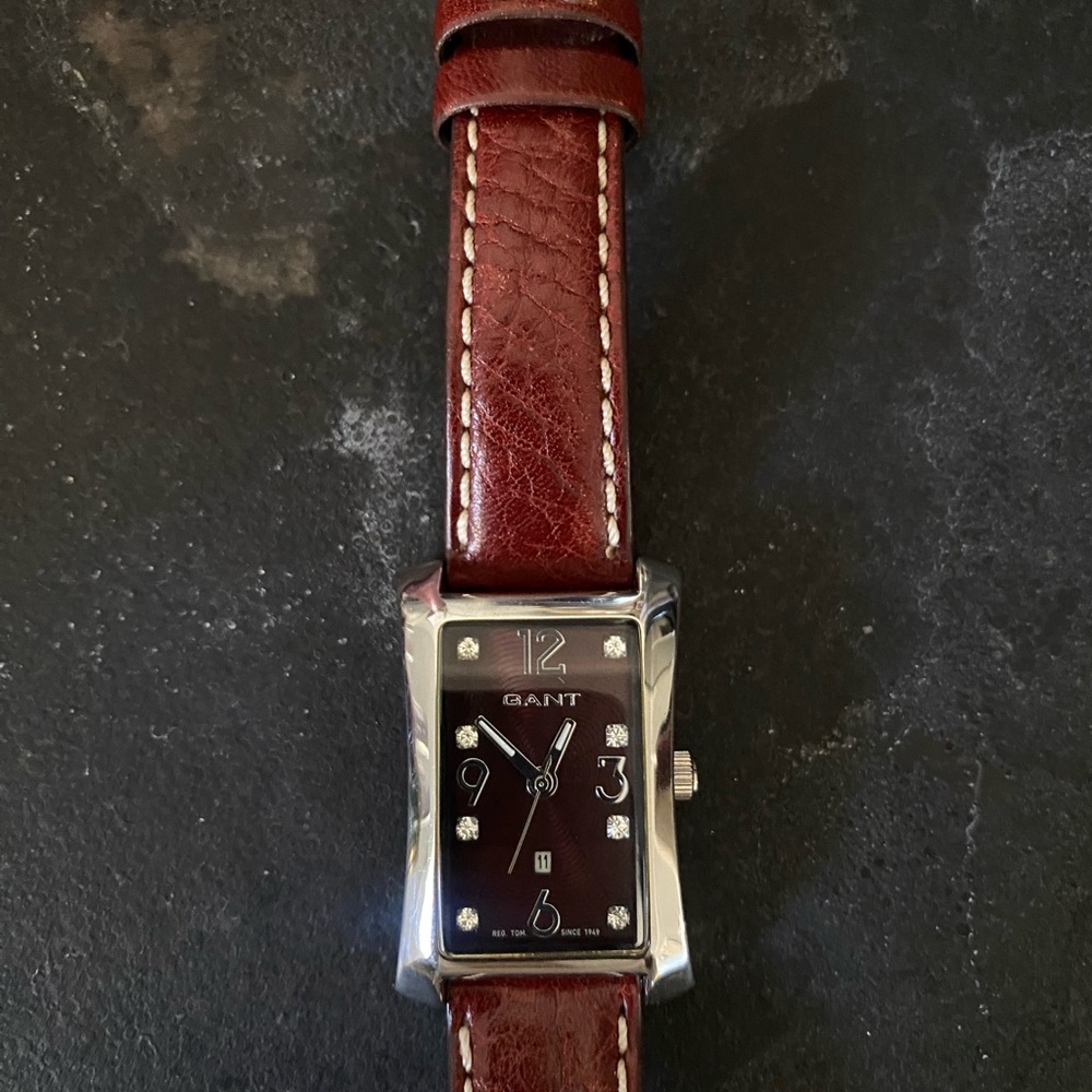 Gant Silver Case Watch With Red Strap View 3